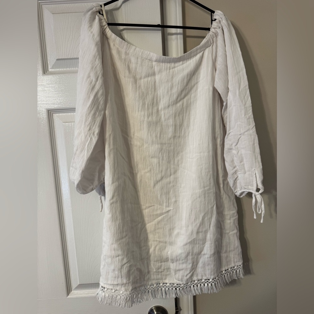 Lilly Pulitzer White dress with fringe at bottom